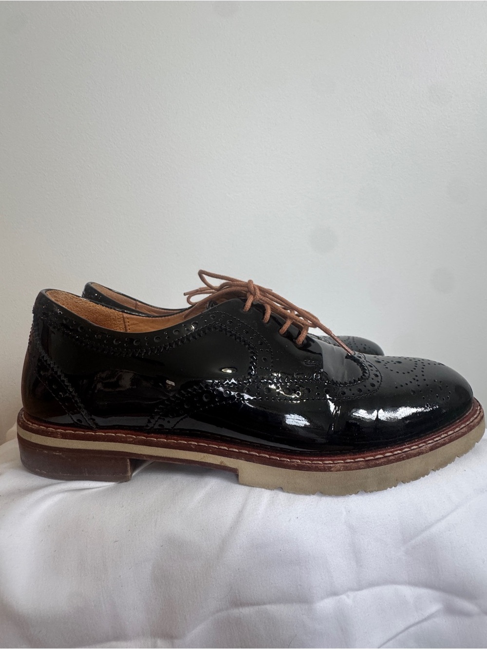 Samuel Hubbard Wingtip Oxfords Black Patent Leather Lug Sole Portugal 8.5 M 39.5